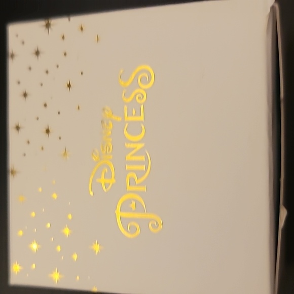 Disney Kind Stackable Ring Set - Picture 4 of 5